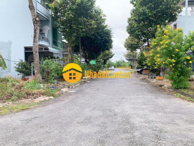 Mặt bằng bán