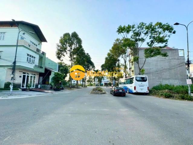 Mặt bằng bán