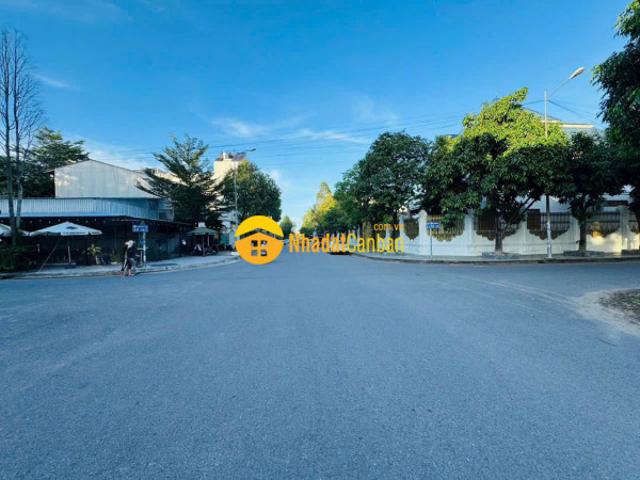 Mặt bằng bán