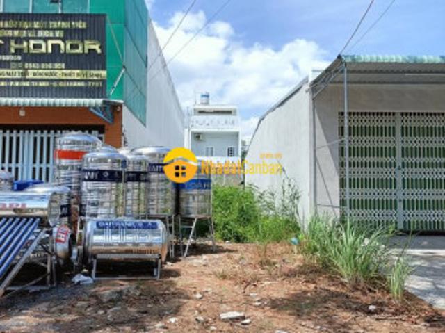 Nhà mặt phố bán