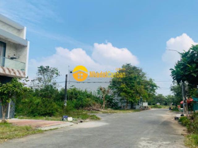 Mặt bằng bán