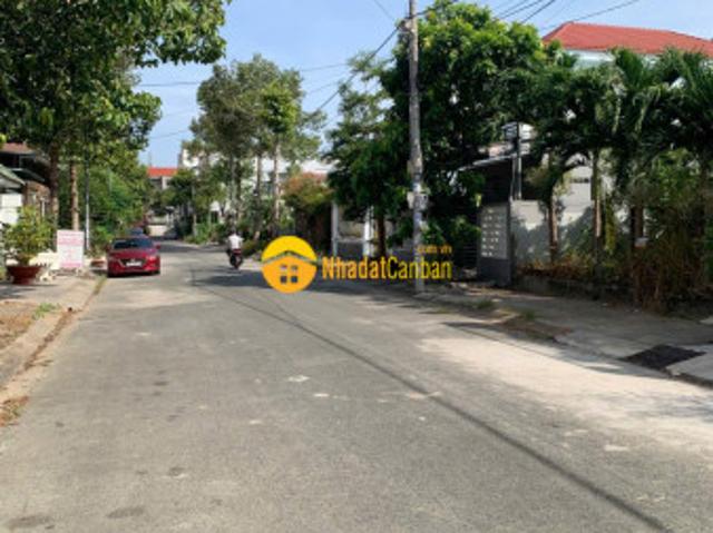 Mặt bằng bán