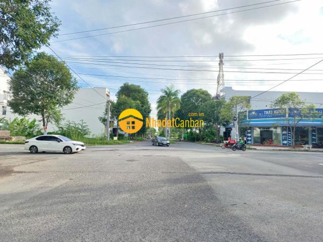 Mặt bằng bán