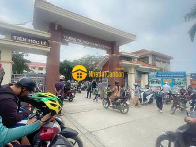 Mặt bằng bán