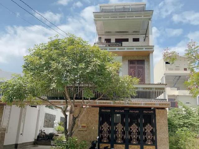 Nhà mặt phố bán