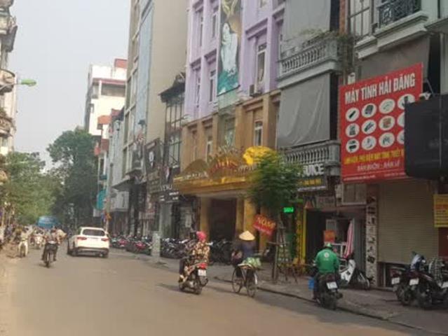 Nhà mặt phố bán tại Hoàn Kiếm, Hà Nội