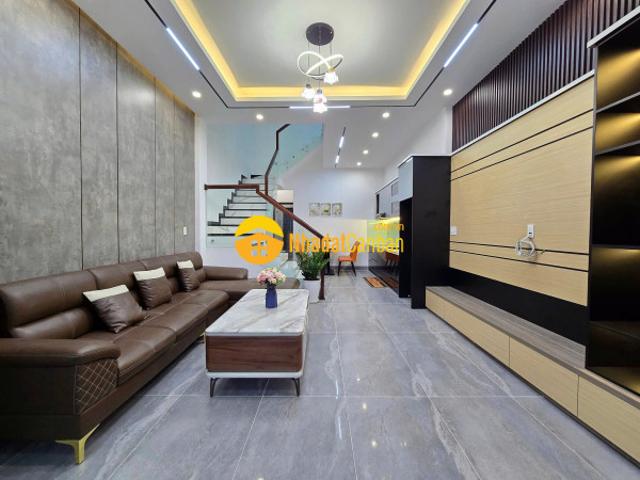 Nhà mặt phố bán
