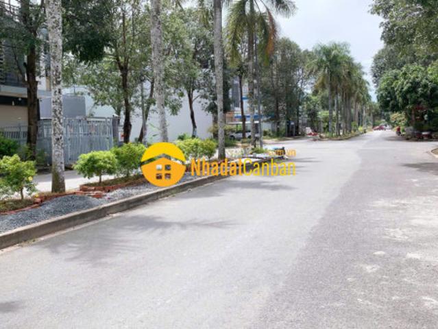 Nhà mặt phố bán
