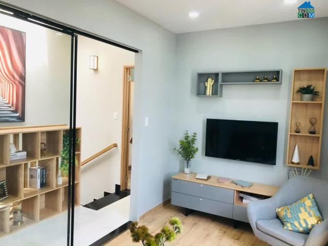 Nhà mặt phố bán