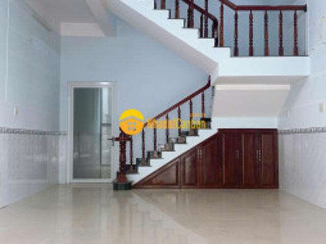 Nhà mặt phố bán