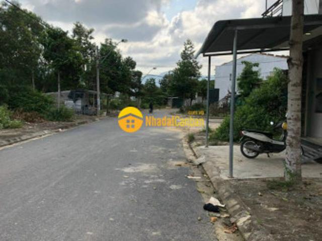 Nhà mặt phố bán