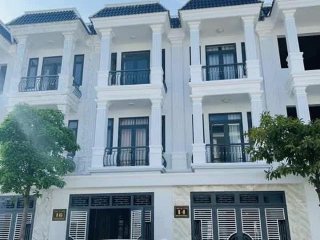 Nhà mặt phố bán tại Gia Lai