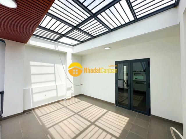 Nhà mặt phố bán