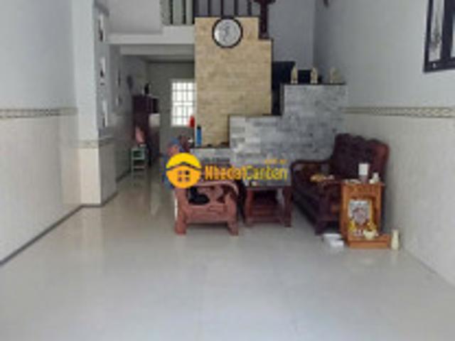 Nhà mặt phố bán