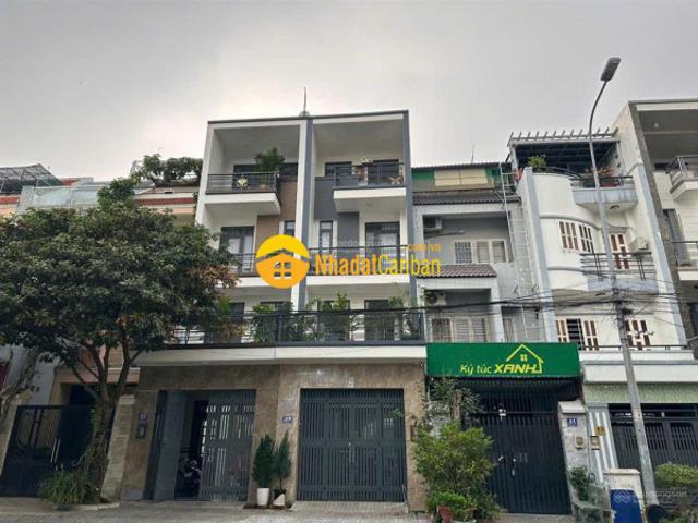 Nhà mặt phố bán