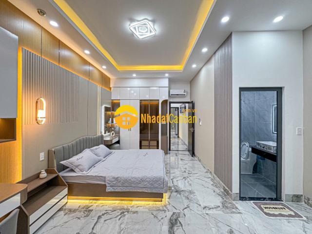 Nhà mặt phố bán