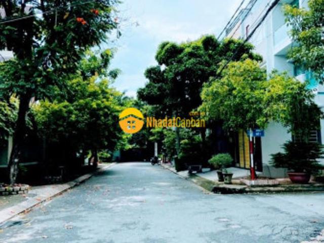 Nhà mặt phố bán