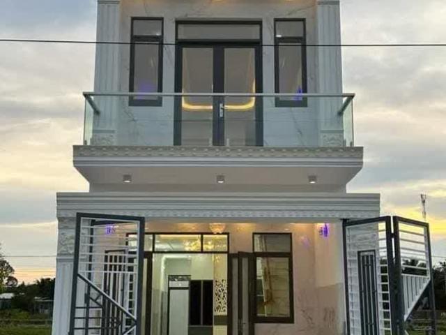 Nhà mặt phố bán tại Vĩnh Long