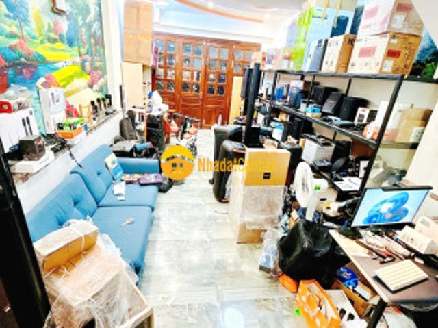 Nhà mặt phố bán