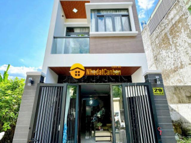 Nhà mặt phố bán