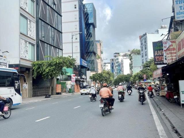 Nhà mặt phố bán