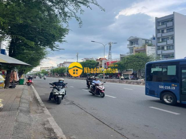 Nhà mặt phố bán