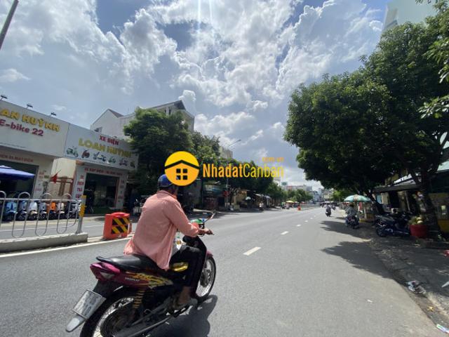 Nhà mặt phố bán