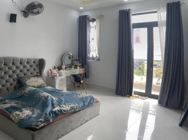 Nhà mặt phố bán tại Hồ Chí Minh