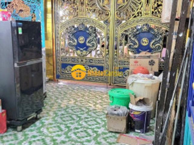 Nhà mặt phố bán