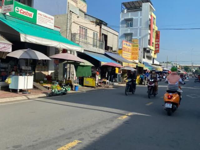 Nhà bán tại Khuôn viên UBND Thành phố Hồ Chí Minh, Thành phố Hồ Chí Minh