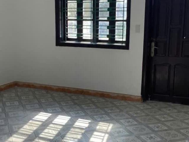Nhà mặt phố bán