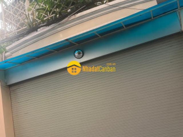 Nhà mặt phố bán