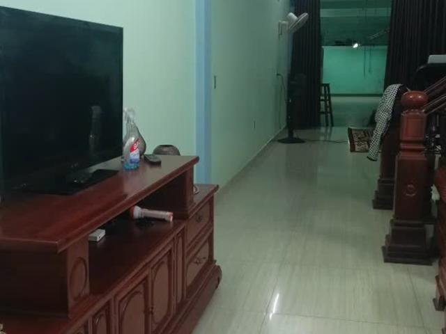 Nhà mặt phố bán