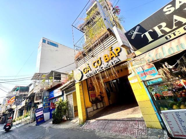 Nhà mặt phố bán