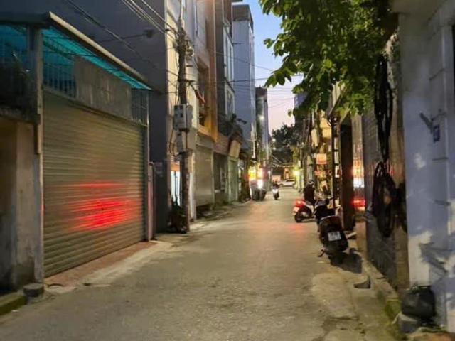 Nhà mặt phố bán tại Hoàn Kiếm, Hà Nội