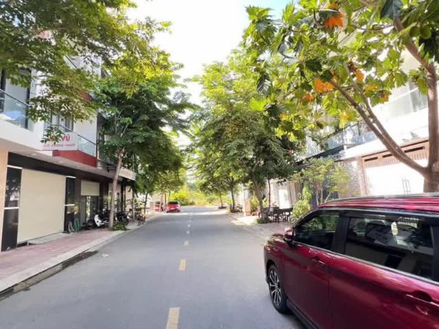 Nhà mặt phố bán tại Gia Lai