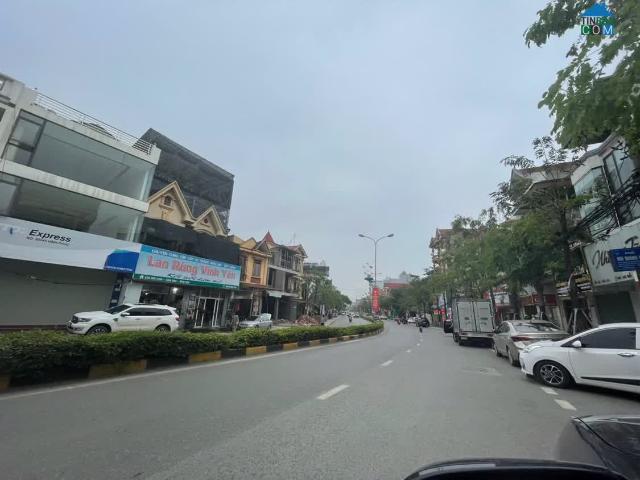 Nhà mặt phố bán