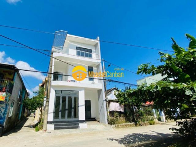 Nhà mặt phố bán