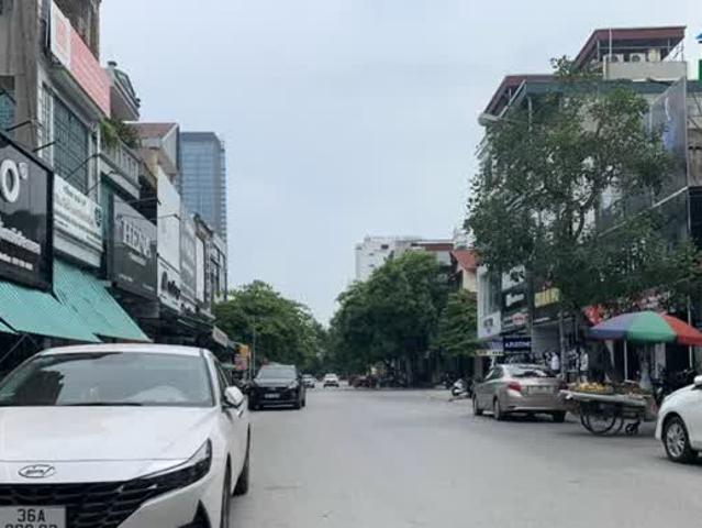 Nhà mặt phố bán