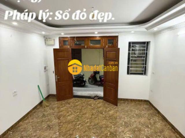 Nhà mặt phố bán