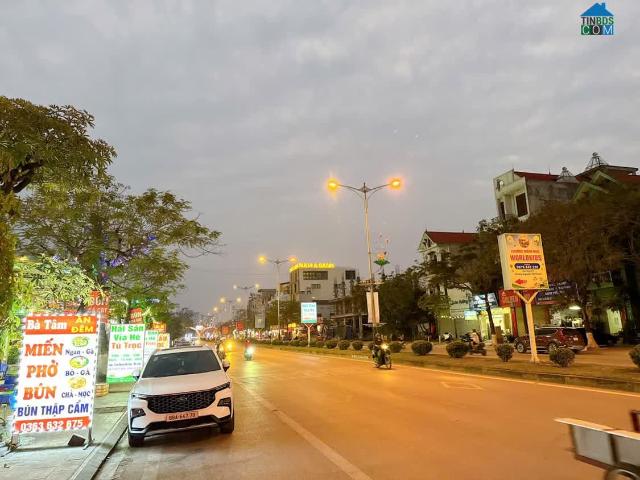 Nhà mặt phố bán