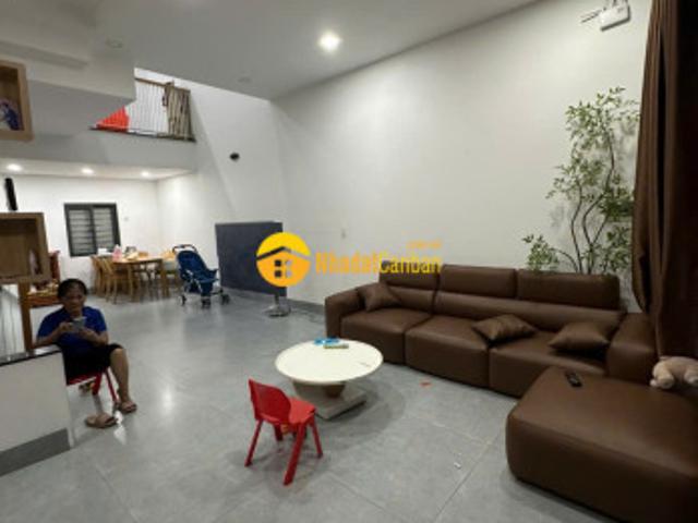 Nhà mặt phố bán