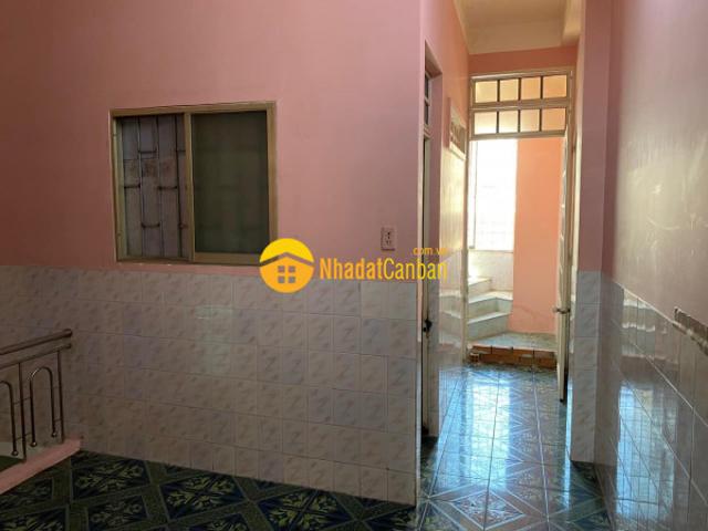 Nhà mặt phố bán