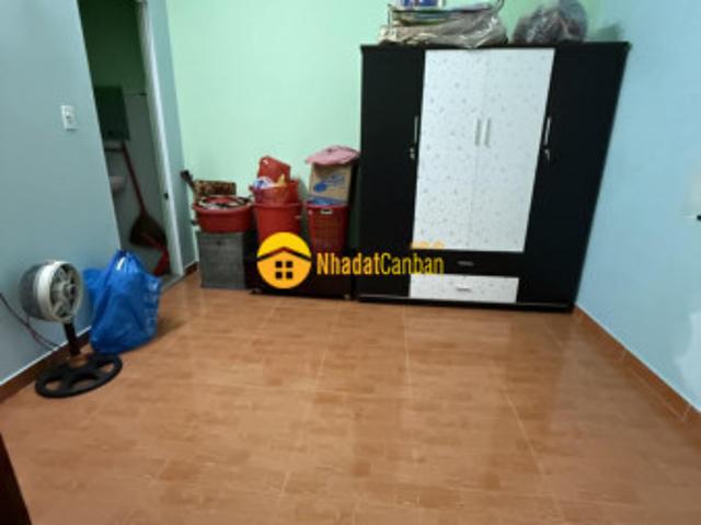 Nhà mặt phố bán