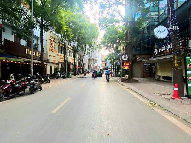 Nhà bán tại Hoàn Kiếm, Hà Nội