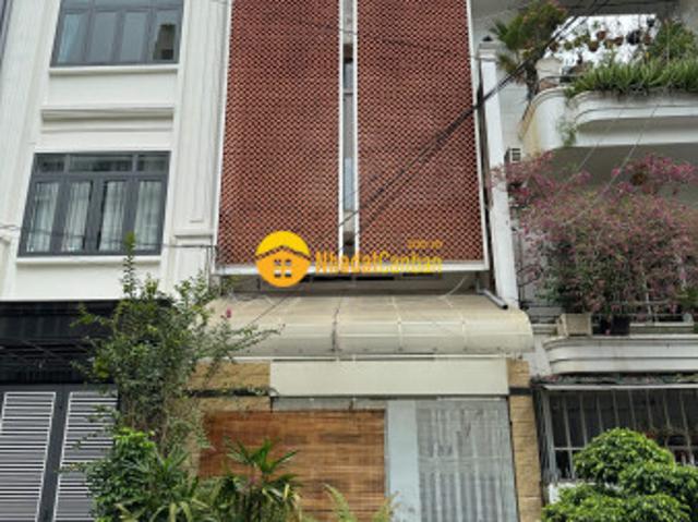Nhà bán