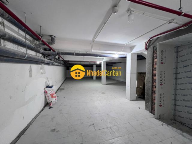 Nhà mặt phố bán
