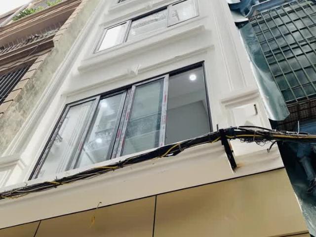 Nhà mặt phố bán tại Hoàn Kiếm, Hà Nội