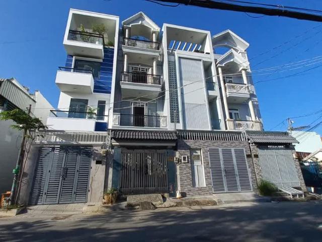 Nhà bán tại Khuôn viên UBND Thành phố Hồ Chí Minh, Thành phố Hồ Chí Minh