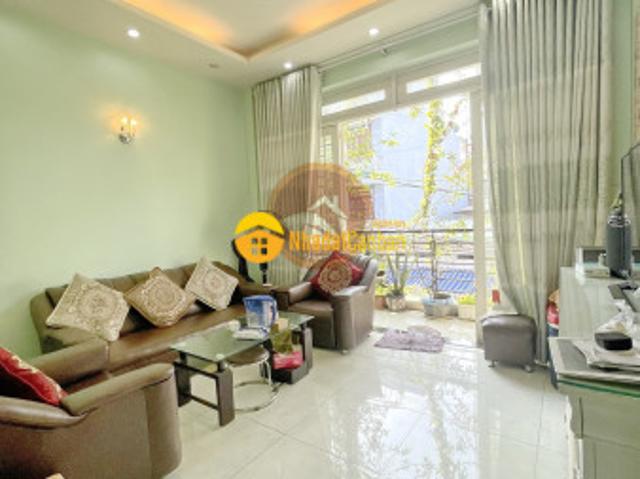 Nhà mặt phố bán tại Hồ Chí Minh